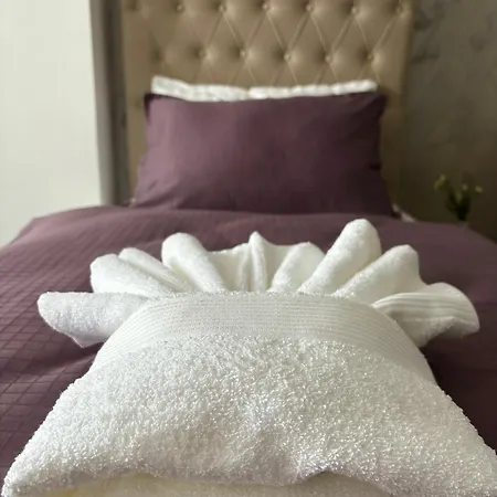 ホテル Hotel Residence Travnik 3*