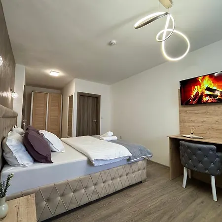 ホテル Hotel Residence Travnik